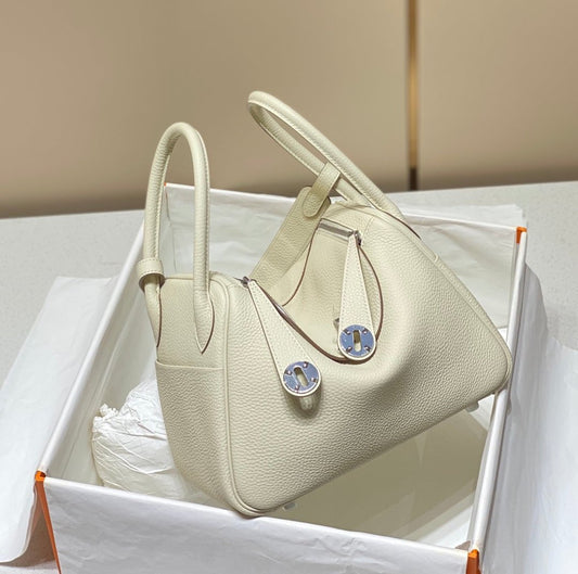 BOLSO HM LINDY 30 PIEL TAURILLON CLEMENCE BLANCA