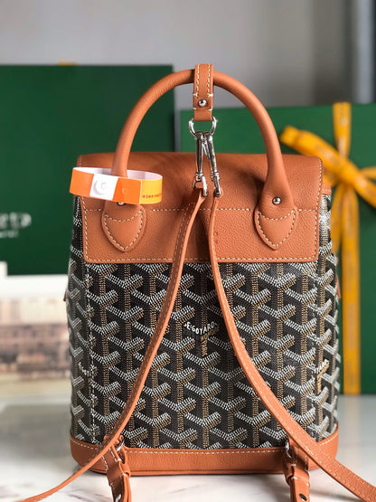 MOCHILA ALPIN MINI 21 EN PIEL DE CORDERO COLOR MARRÓN Y LONA GOYARDINE NEGRA