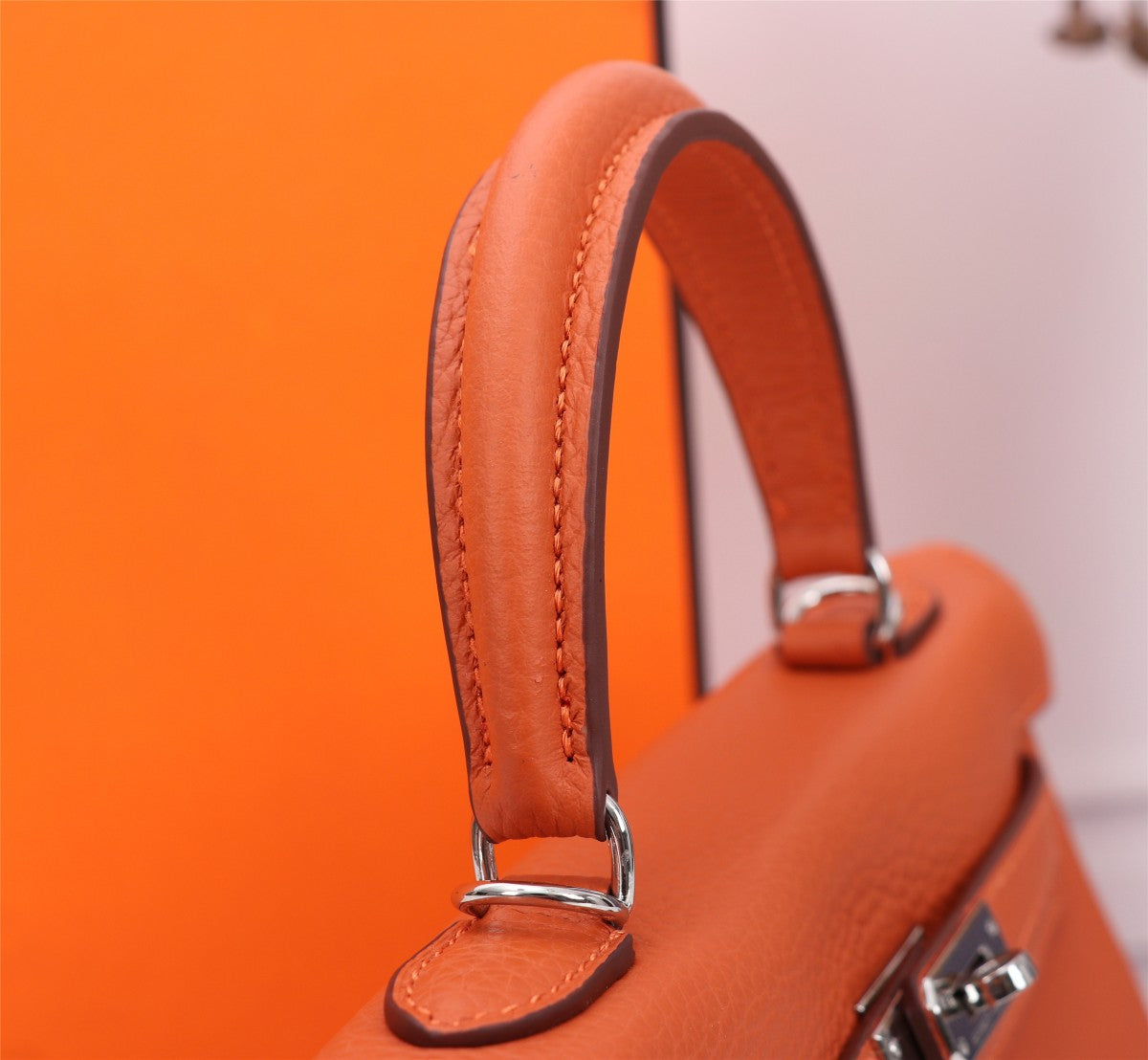 BOLSO HM KELLY 28 NARANJA TOGO HERRAJES PLATEADOS