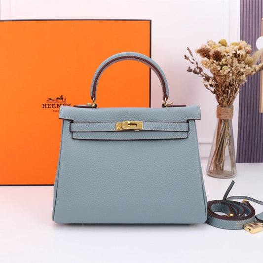BOLSO HM KELLY 28 GRIS TEMPLADO TOGO HARDWARE DORADO
