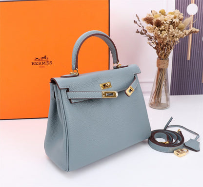 BOLSO HM KELLY 28 GRIS TEMPLADO TOGO HARDWARE DORADO