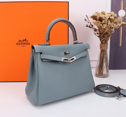 BOLSO HM KELLY 28 TOGO GRIS TEMPLADO CON HERRAJES DE PLATA