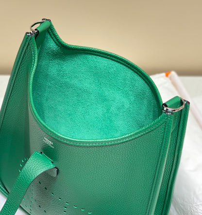 Evelyne 29cm Verde Oscuro Togo Shw