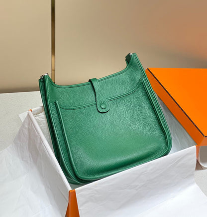Evelyne 29cm Verde Oscuro Togo Shw
