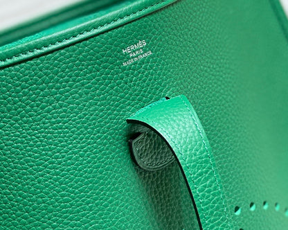 Evelyne 29cm Verde Oscuro Togo Shw
