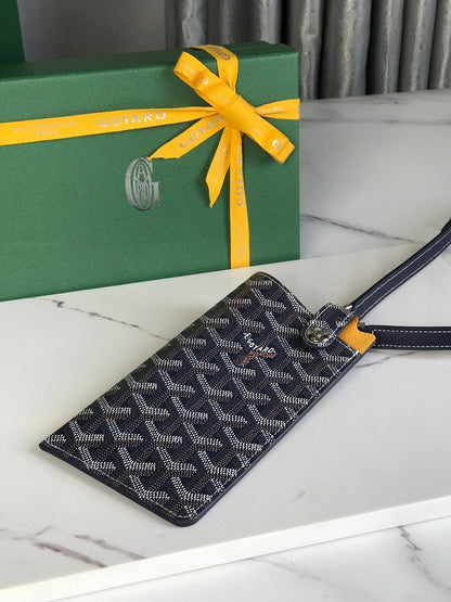 MONTMARTRE GM CASE 18 EN TOILE GOYARDINE BLEU MARINE