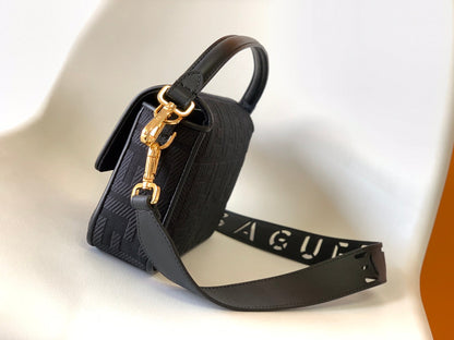 Sac Fend Baguette en toile noire 27 avec broderie FF GHW 