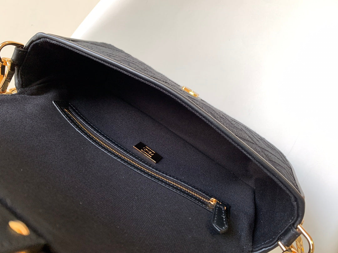 Sac Fend Baguette en toile noire 27 avec broderie FF GHW 