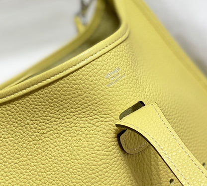 Evelyne 29cm Amarillo Togo Shw