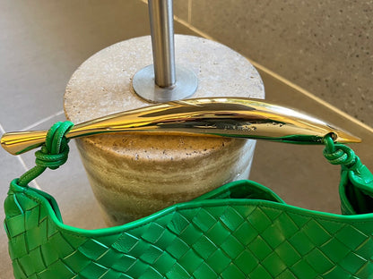 SARDINA 33 CON CADENA EN PIEL DE CORDERO VERDE TRÉBOL