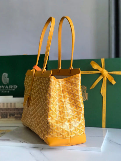 BOLSO BELLECHASSE BIAUDE PM 36 EN LONA GOYARDINE AMARILLA Y RIBETE DE PIEL DE BECERRO