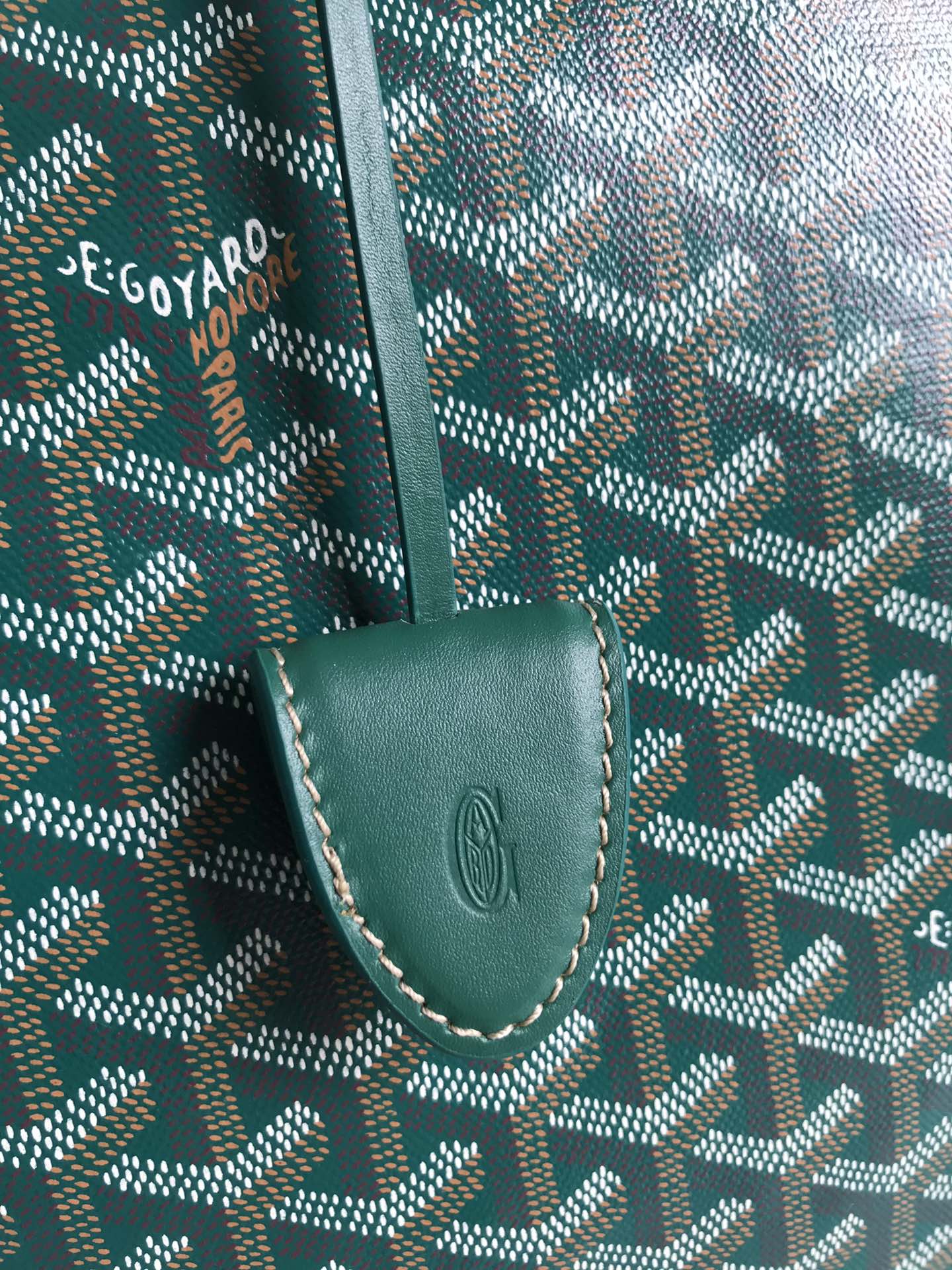 BOLSO BELLECHASSE BIAUDE PM 36 EN LONA GOYARDINE VERDE Y RIBETE DE PIEL DE BECERRO