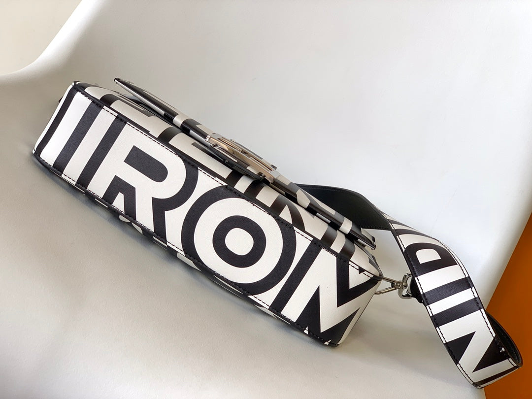 Bolso Fend Roma &amp; Marc Jacobs 27 de piel negra y blanca 