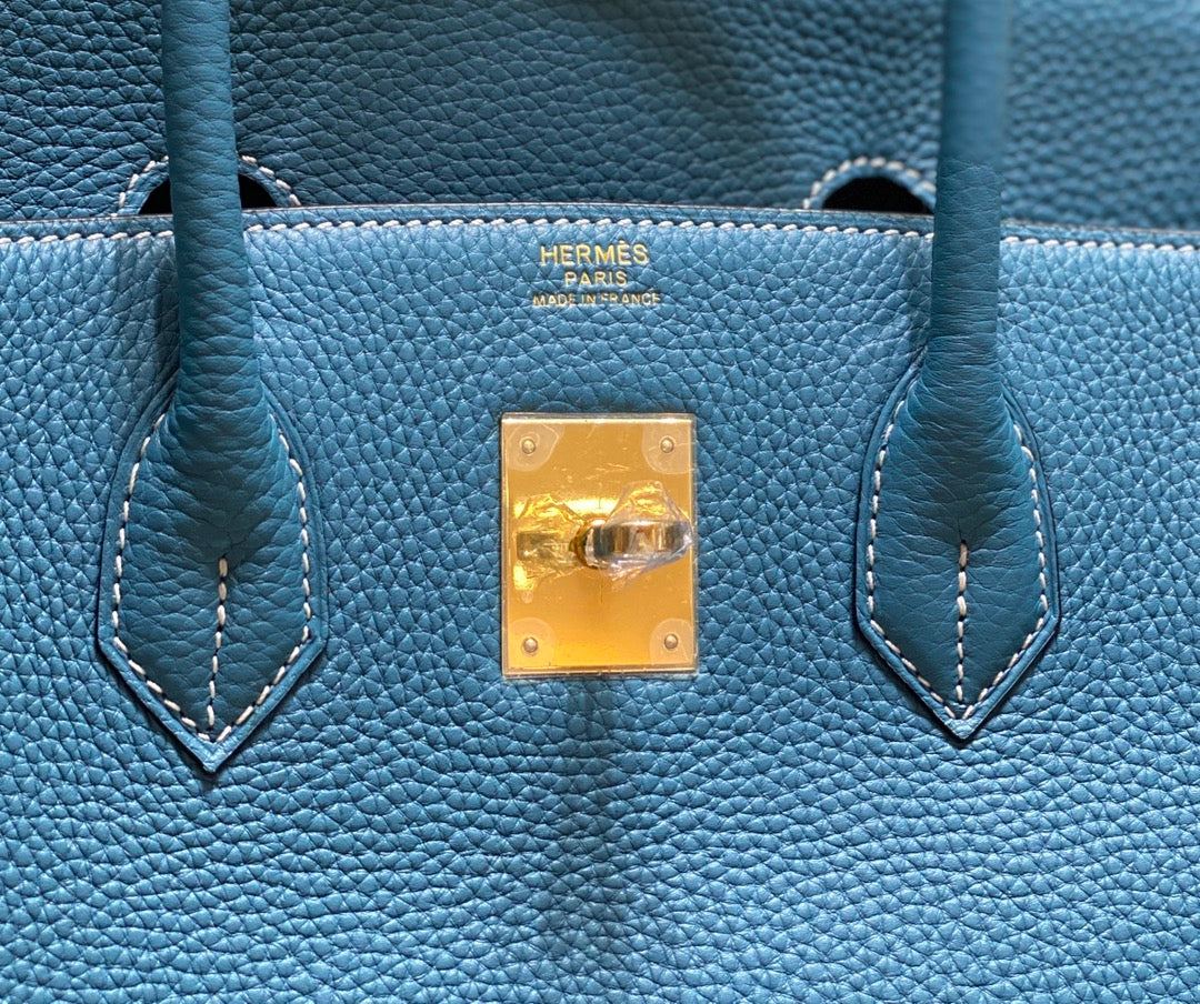 BOLSO HM BIRKIN DE 35 CM CON HERRAMIENTAS EN ORO CERULEAN TOGO