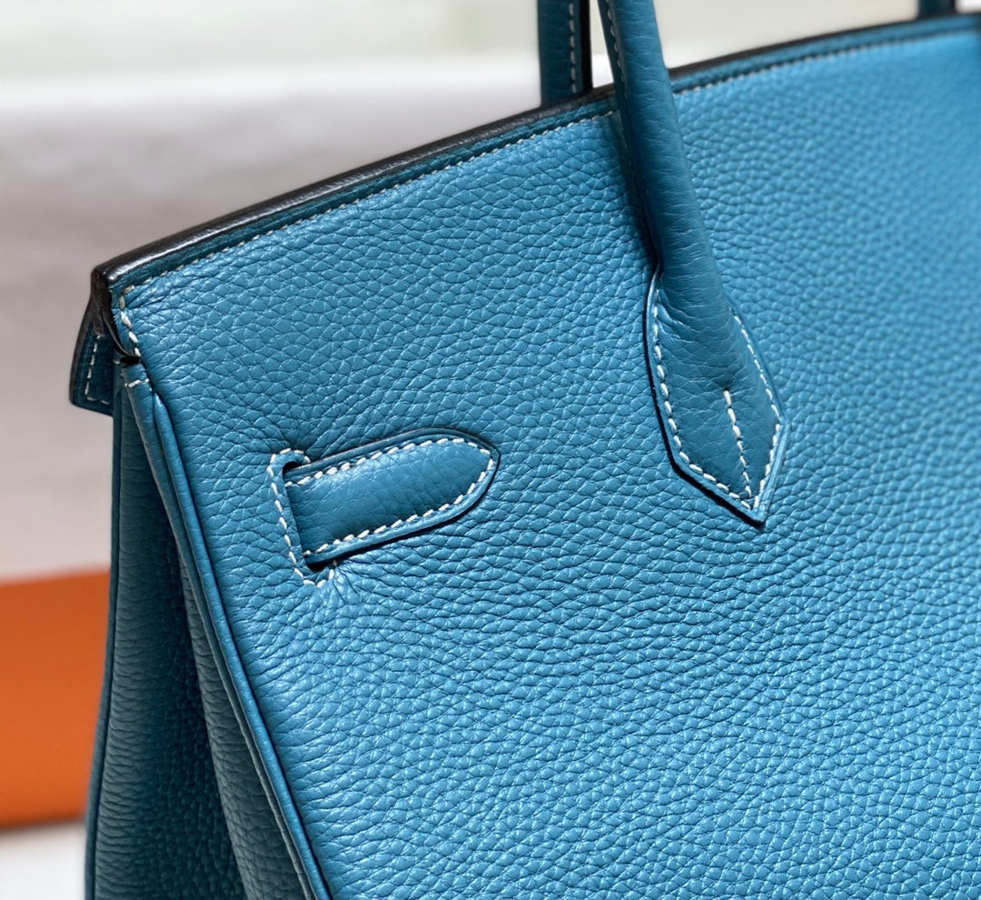 BOLSO HM BIRKIN DE 35 CM CON HERRAMIENTAS EN ORO CERULEAN TOGO
