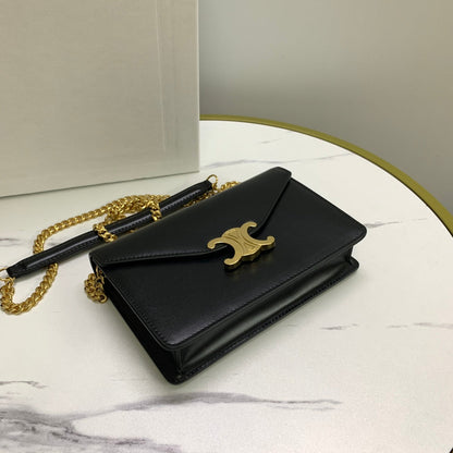 CARTERA CON CADENA MARGO 19 EN PIEL DE BECERRO LISA NEGRA CON HERRAJES DORADOS
