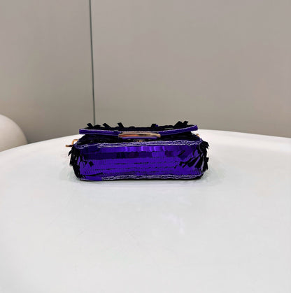 Baguette Mini 19 pouces en gelée de raisin, paillettes et matériel doré