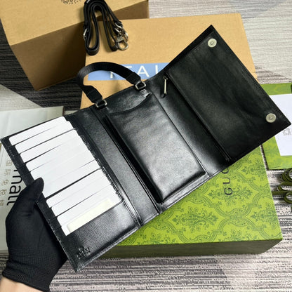 CLUTCH GG CLASP 20 EN LONA NEGRA Y PIEL DE BECERRO