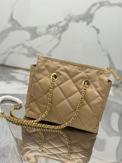 SAC HOBO VINTAGE 25 EN NYLON MATELASSÉ BEIGE FRANÇAIS CLAIR, QUINCAILLERIE DORÉ