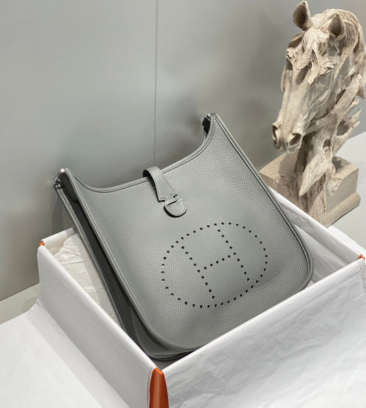 Evelyne 29cm Gris Togo Shw