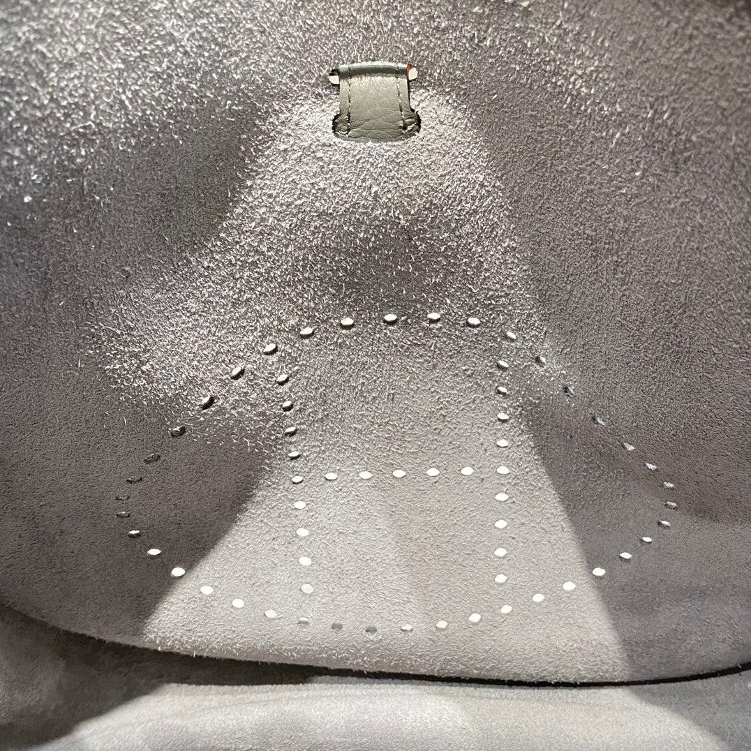 Evelyne 29cm Gris Togo Shw