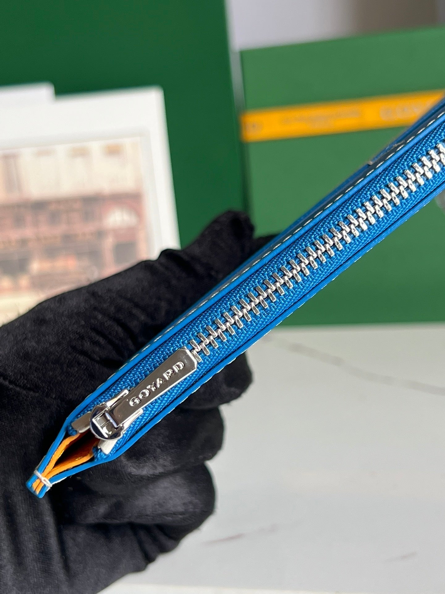 INSERTAR LOUISE 21 EN LONA GOYARDINE AZUL TORY