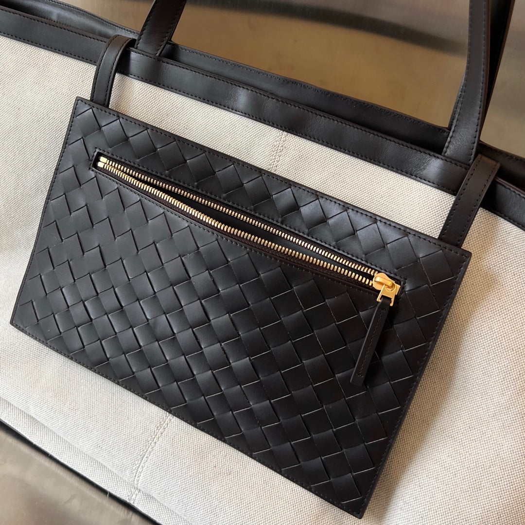 FLIP FLAP 38 EN LONA BLANCA Y PIEL DE CABRITO NEGRA