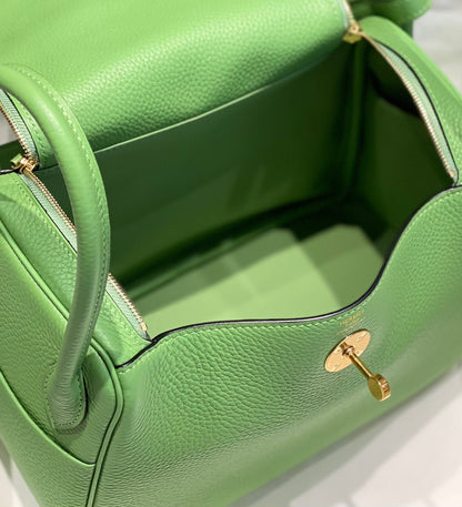 BOLSO HM LINDY 30 KELLY VERDE TAURILLON CUERO CLEMENCE