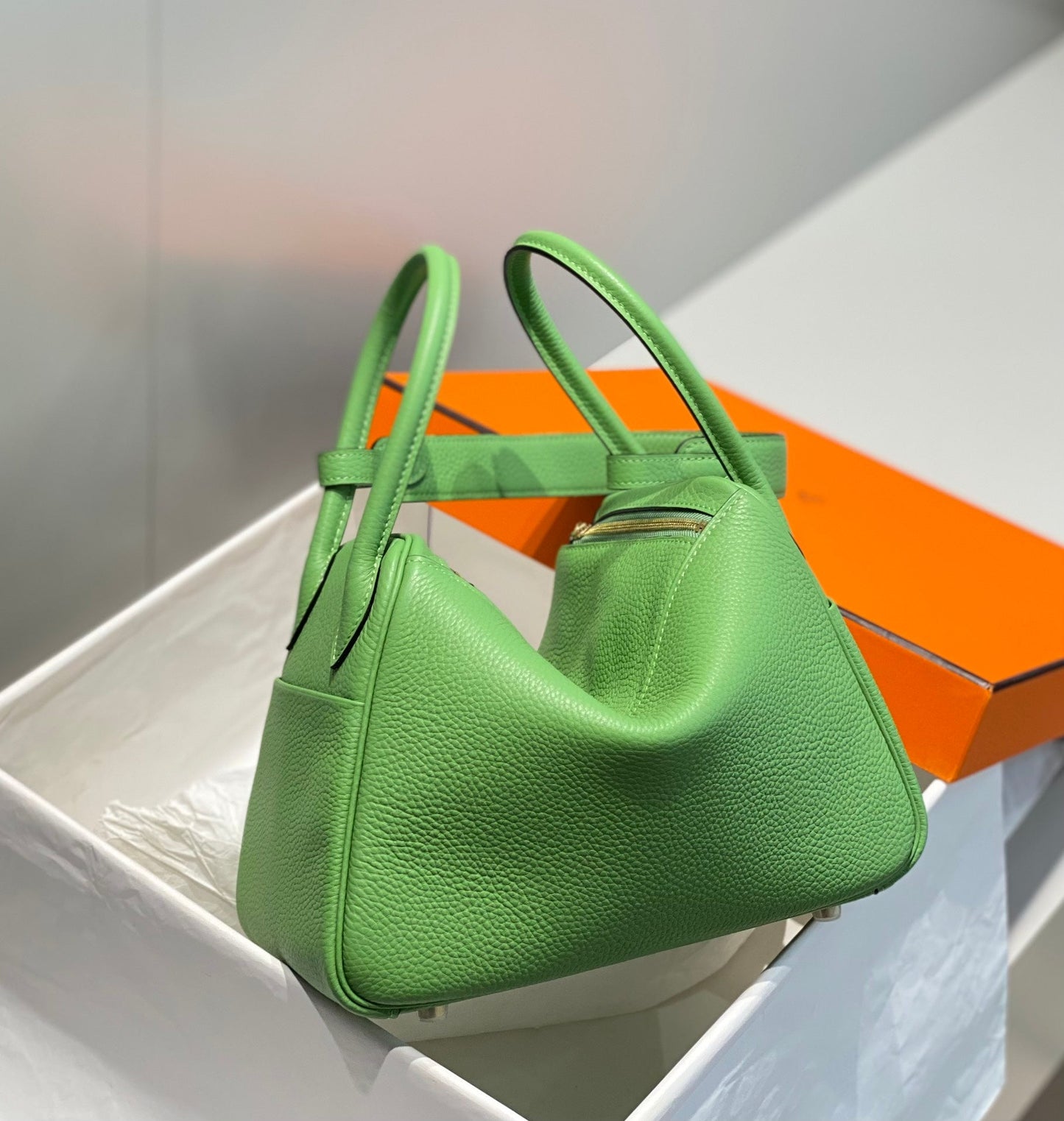 BOLSO HM LINDY 30 KELLY VERDE TAURILLON CUERO CLEMENCE