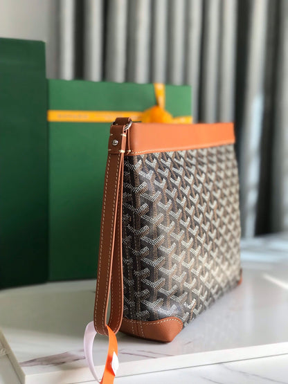 BOLSA CONTI 24 EN PIEL DE CORDERO COLOR MARRÓN Y LONA GOYARDINE NEGRA