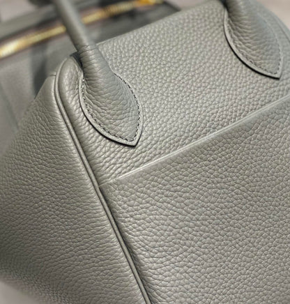 BOLSO HM LINDY 30 PIEL TAURILLON CLEMENCE GRIS