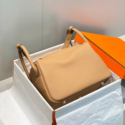 BOLSO HM LINDY 30 PIEL TAURILLON CLEMENCE CAMEL