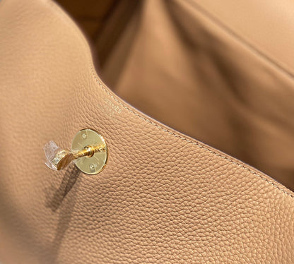 BOLSO HM LINDY 30 PIEL TAURILLON CLEMENCE CAMEL