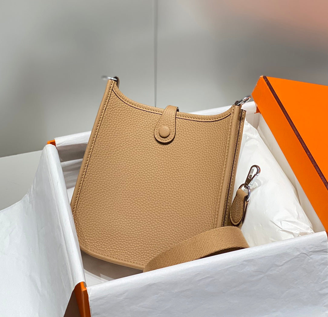 Mini Evelyne 18cm Marrón Togo Shw