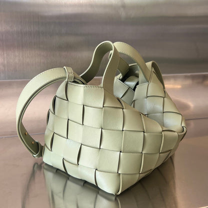 CASETE PEQUEÑO DE 22 EN PIEL DE CORDERO BEIGE EICRU