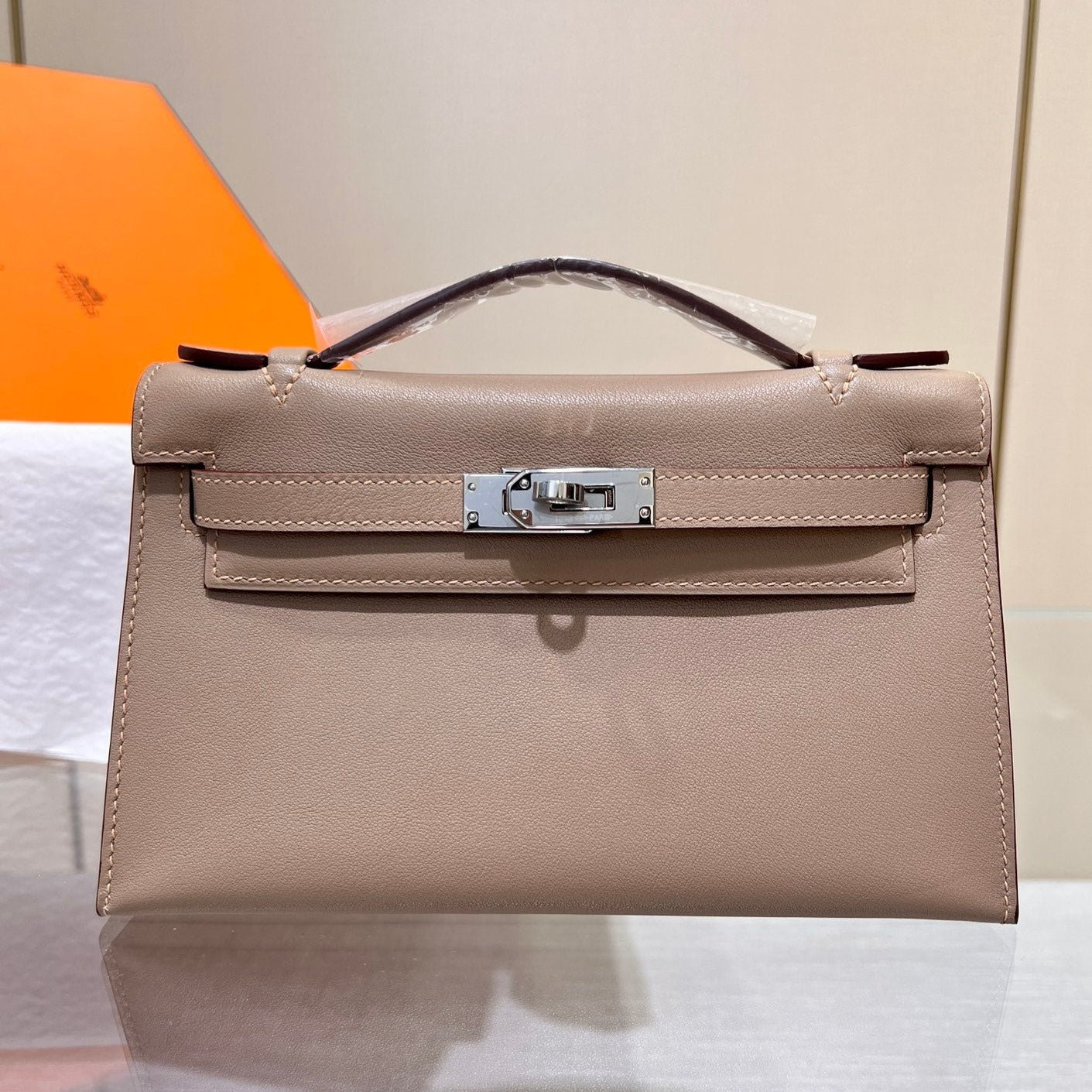 BOLSO DE BOLSILLO HM KELLY 22 CM GRIS ASFALTO SWIFT PLATA HARDWARE