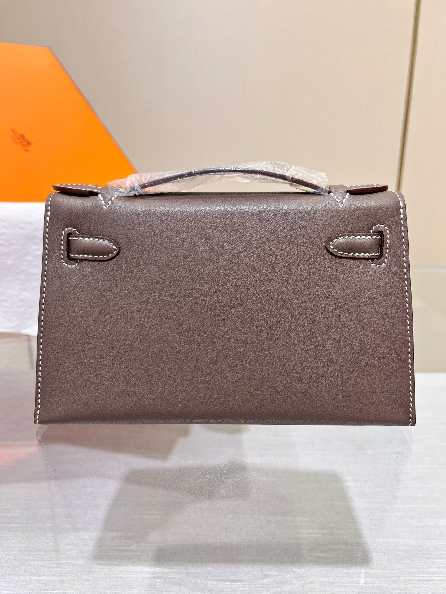 BOLSO DE BOLSILLO HM KELLY DE 22 CM CON HERRAJES ETAN SWIFT DORADOS