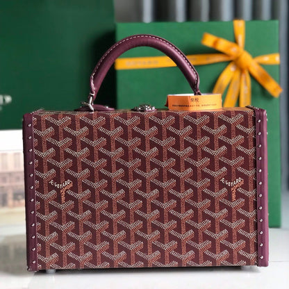 GRAND H?TEL TRUNK BAG 24 IN BURGUNDY RED GOYARDINE CANVAS AND CALFSKIN