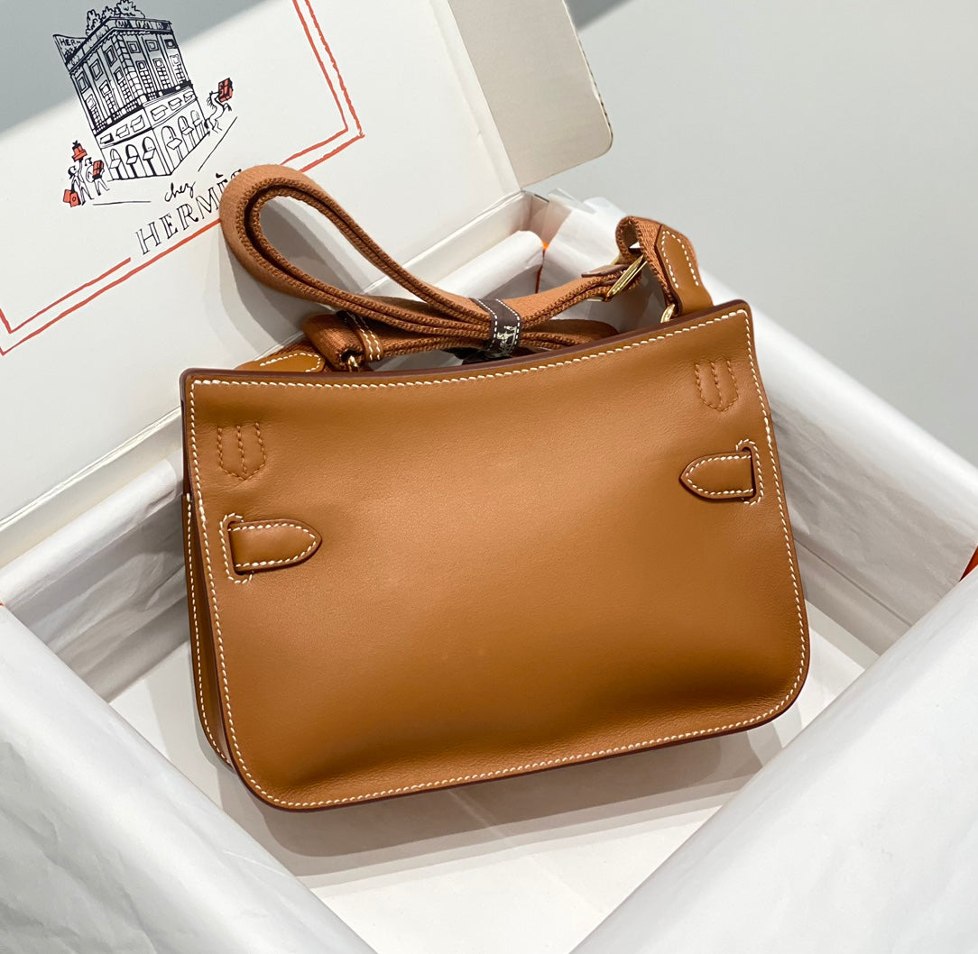 KELLY BOLSO BANDOLERA JYPSIERE DE PIEL TAN 23CM GHW