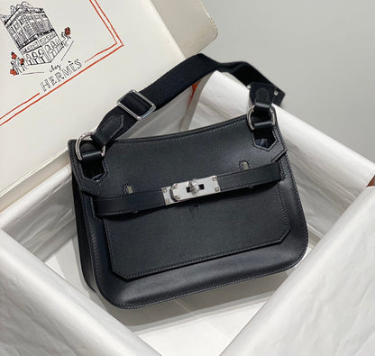 BOLSO BANDOLERA KELLY 23CM JYPSIERE DE PIEL NEGRA SHW