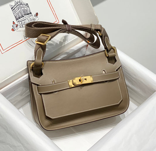 BOLSO BANDOLERA KELLY 23 CM JYPSIERE DE PIEL MARRÓN GHW
