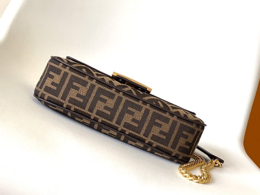 Sac en tissu jacquard Fend Baguette 24 marron FF GHW 