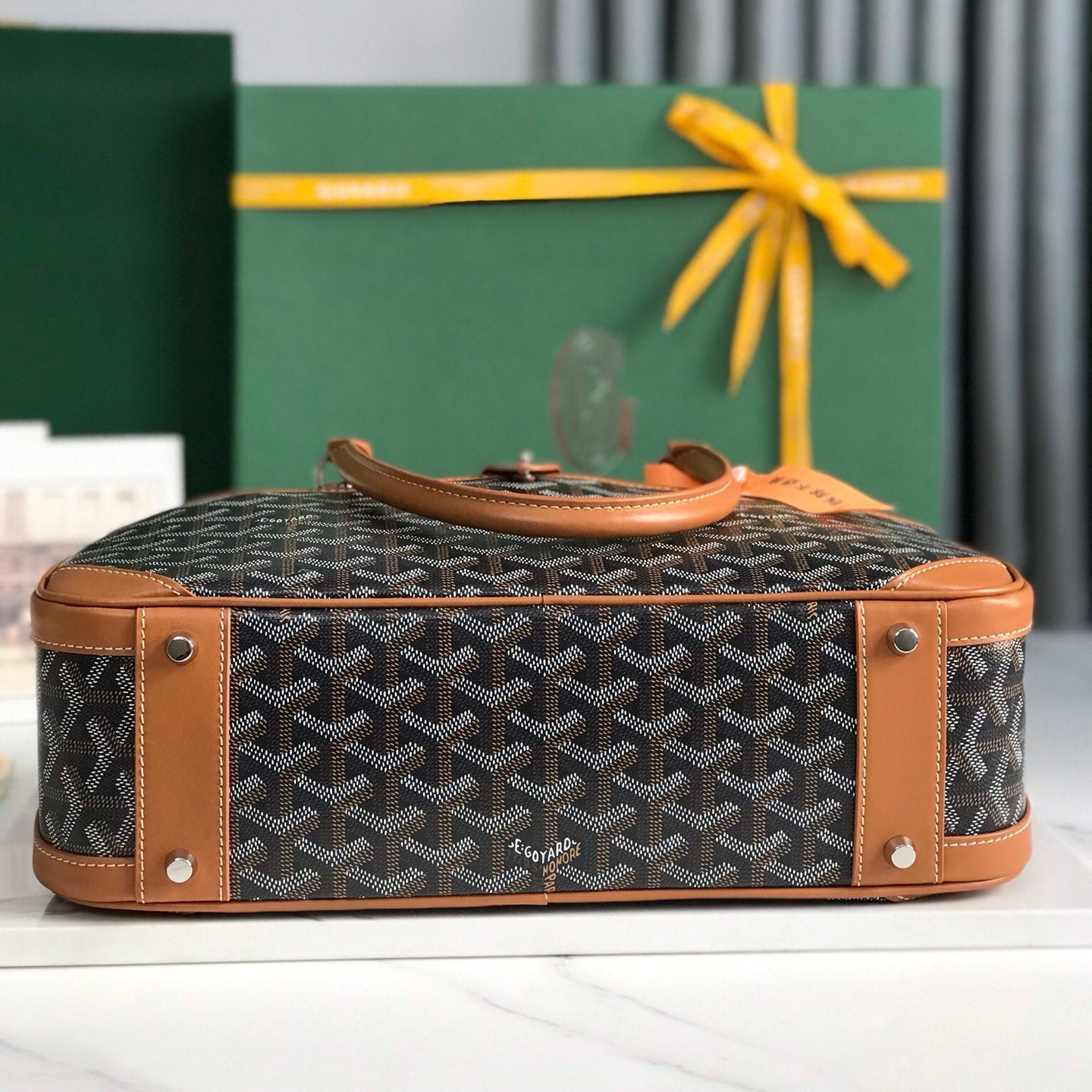 BOLSO SAINT JEANNE 35 EN LONA GOYARDINE MARRÓN Y PIEL DE BECERRO