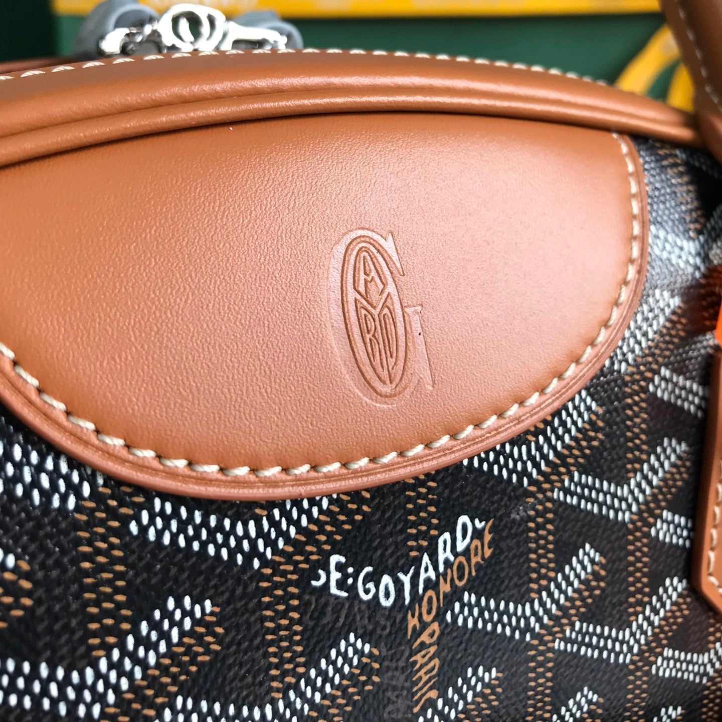 BOLSO SAINT JEANNE 35 EN LONA GOYARDINE MARRÓN Y PIEL DE BECERRO