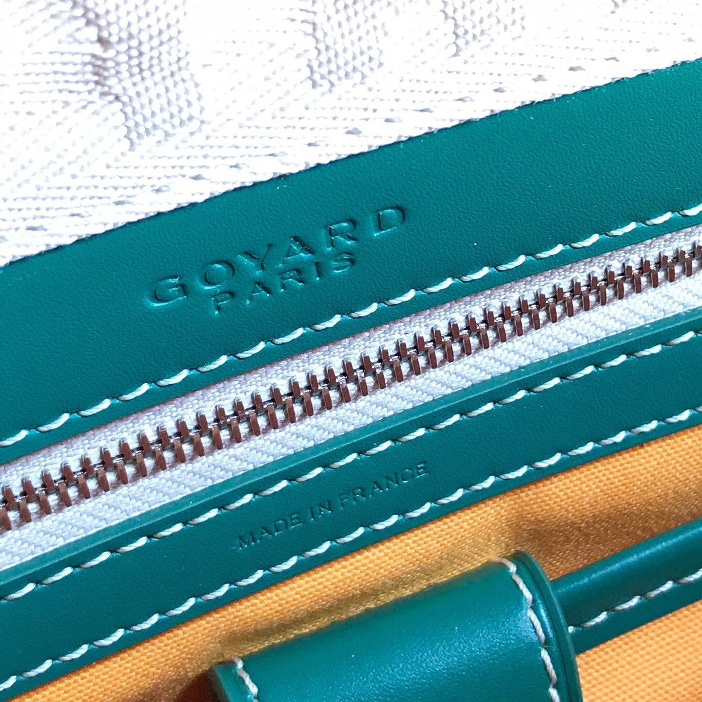 BOLSO SAINT JEANNE 35 EN LONA GOYARDINE VERDE Y PIEL DE BECERRO