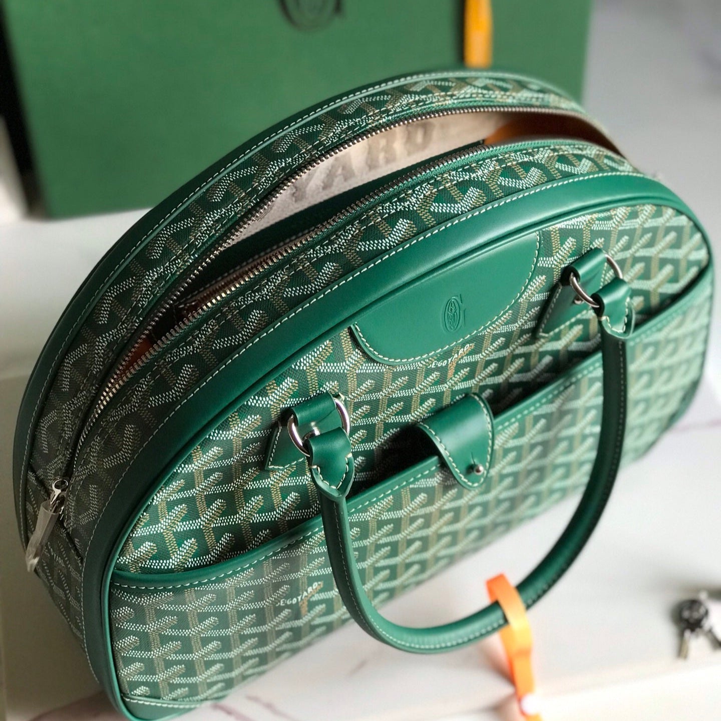BOLSO SAINT JEANNE 35 EN LONA GOYARDINE VERDE Y PIEL DE BECERRO