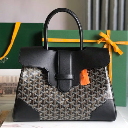 SAC SAIGON SOUPLE 34 EN TOILE GOYARDINE NOIRE ET CUIR DE VEAU