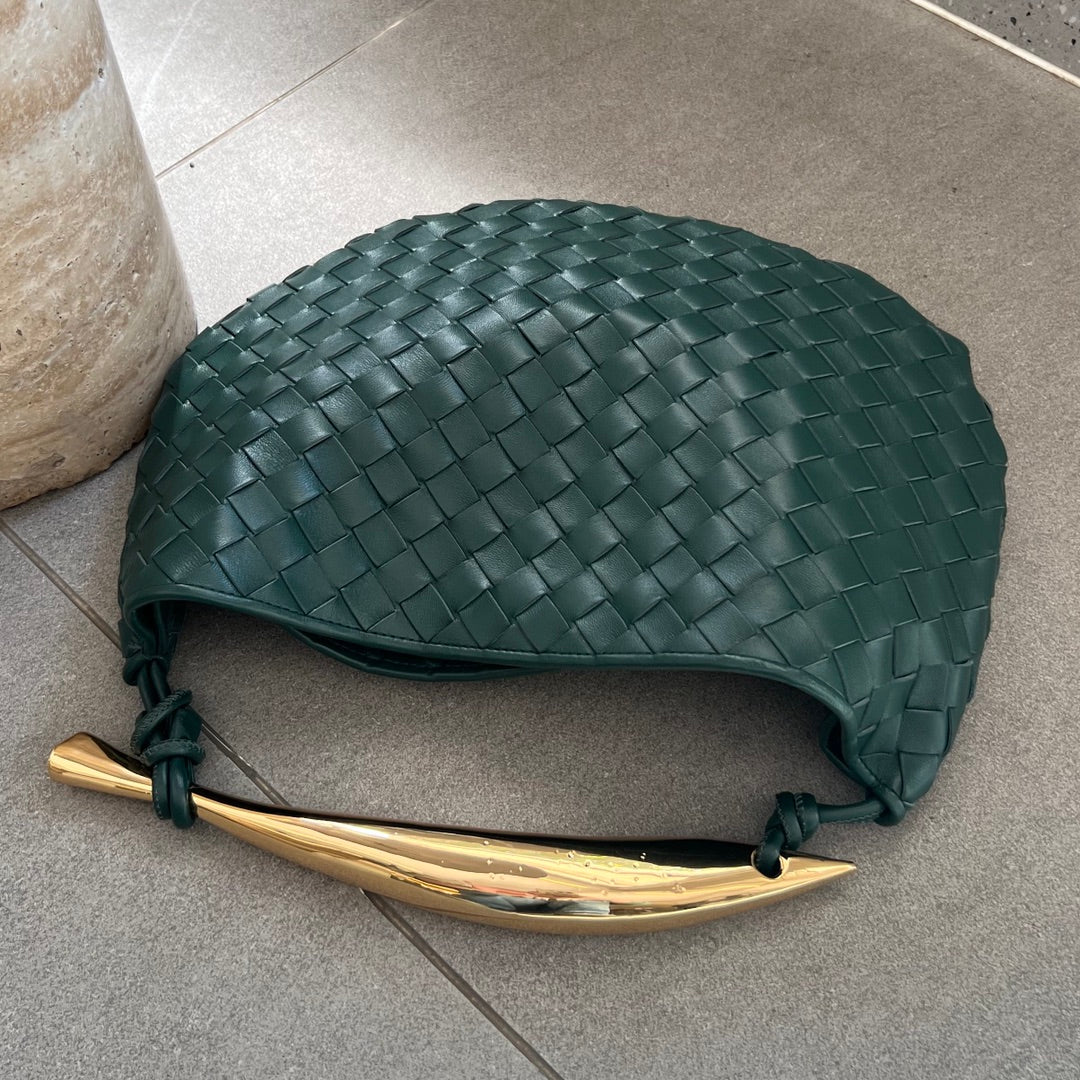 SARDINA 33 CON CADENA EN PIEL DE CORDERO VERDE OSCURO