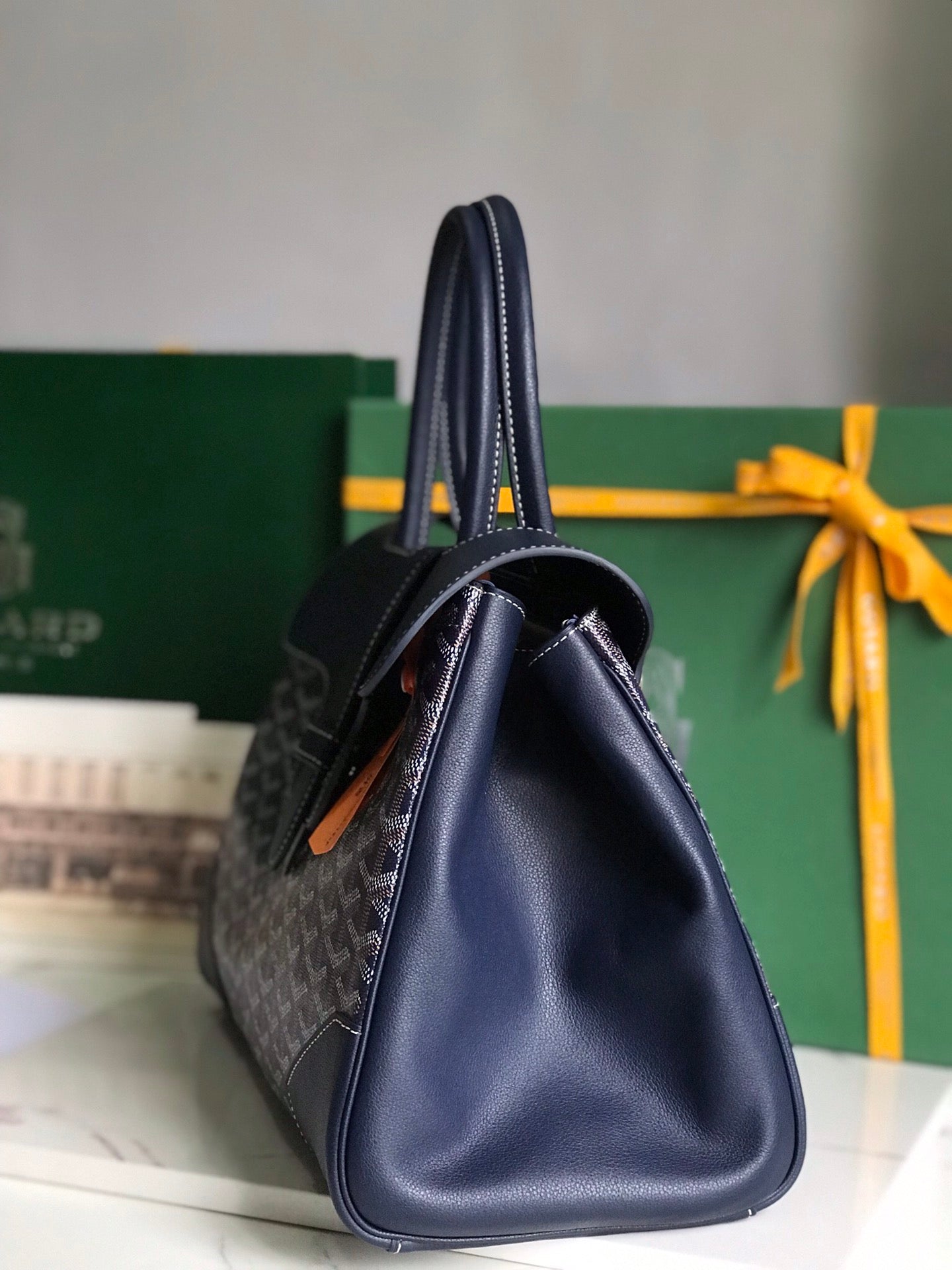 SAIGON SOUPLE BAG 34 IN NAVY BLUE GOYARDINE CANVAS AND CALFSKIN