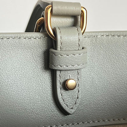 SAC À MAIN TRIOMPHE 37 EN CUIR DE VEAU SOUPLE BEIGE EICRU
